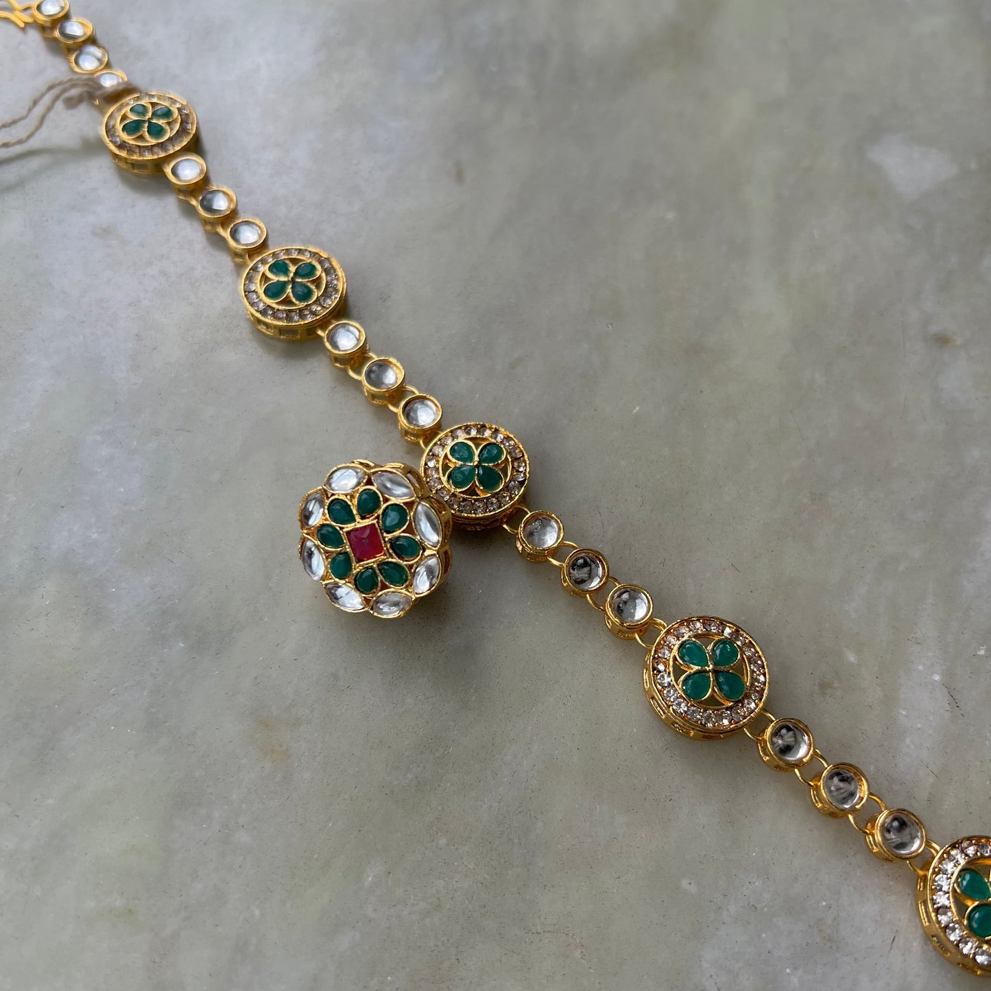 Kundan Mathapatti with Rajasthani Borla Traditional Head Accessory