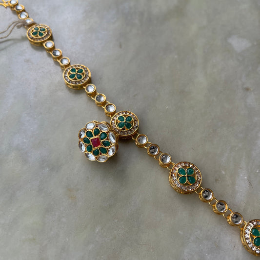 Kundan Mathapatti with Rajasthani Borla Traditional Head Accessory