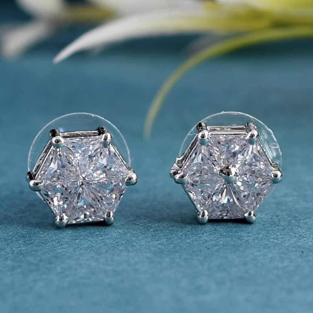 Starlight AD Solitaire White Zircon Stud Earrings for Ladies Officewear