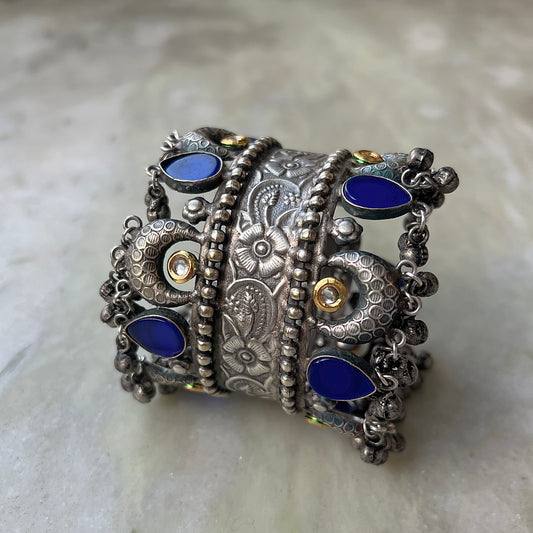 Melina Warrior Silver Antique Statement Bracelet (Blue)